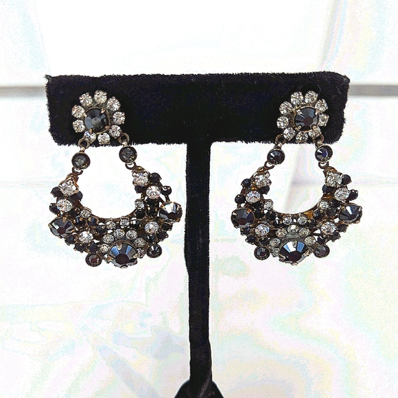 Earrings - Picture 2 of 3